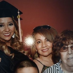 Meet your Posher, Stella